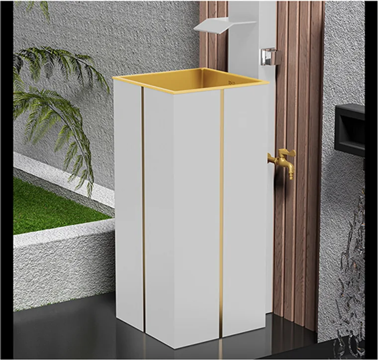 8403-wall-cabinet أسود مع لمسة ذهبية أدوات صحية خارجية